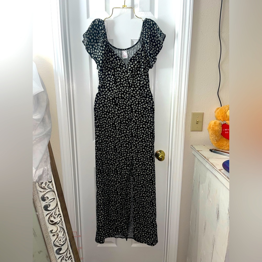 Beautiful dress!!